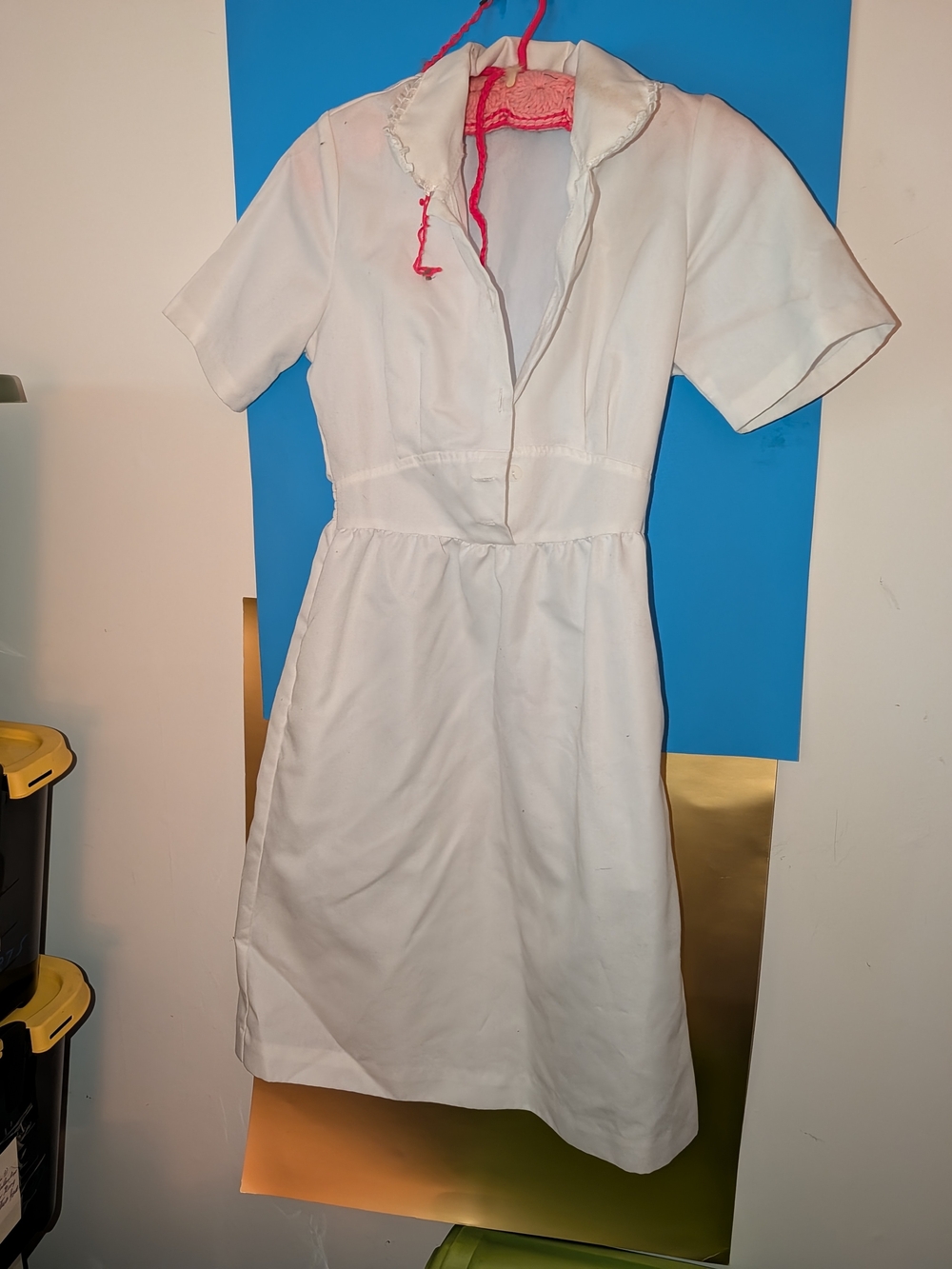 Women's White Short-Sleeve Midi Dress with Notched Collar